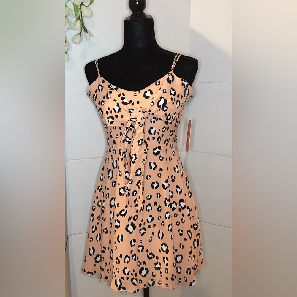 NWOT GB by Gianni Bini pink cheetah print summer dress with knot tie by bust. - Picture 1 of 10
